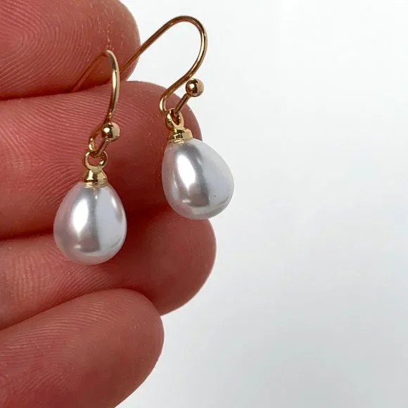 Pearl Drop Earrings ~NWT - Picture 5 of 5